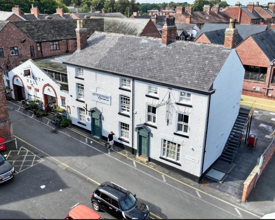 The Silk Rooms, At The Freemasons Inn Knutsford Exteriér fotografie